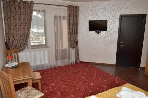 Hotel Gorniy Kristal