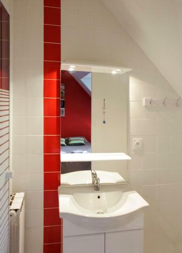 Hotel H�tel La Voile Bleue