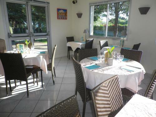 Hotel H�tel La Voile Bleue