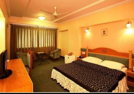 Hotel Brijwasi Royal