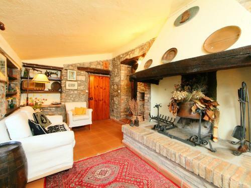 Holiday Home Il Casale Monticiano