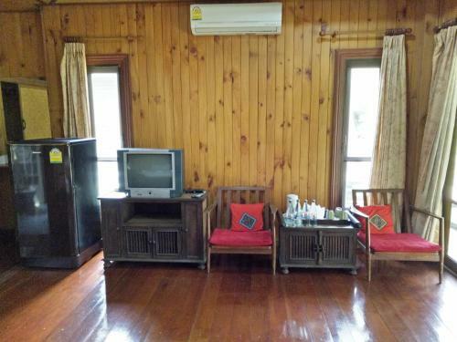 Lodge Indie House @ Maerim