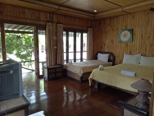 Lodge Indie House @ Maerim