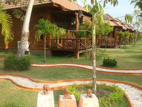 Lodge Indie House @ Maerim