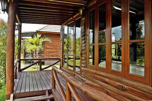 Lodge Indie House @ Maerim