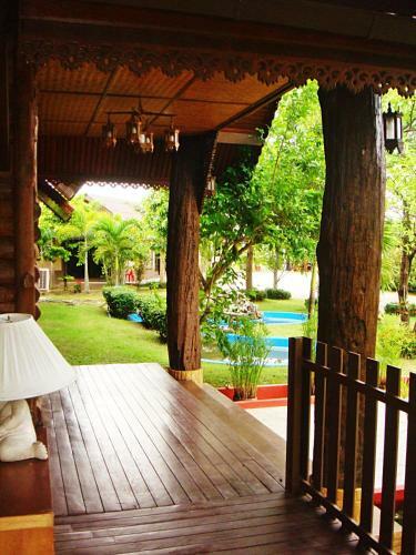 Lodge Indie House @ Maerim