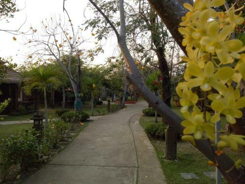 Lodge Indie House @ Maerim