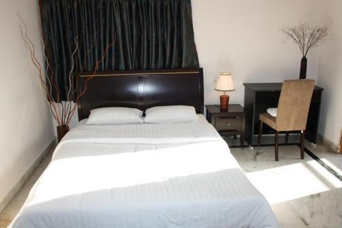 Apartamentos Falcons Nest Banjara Hills