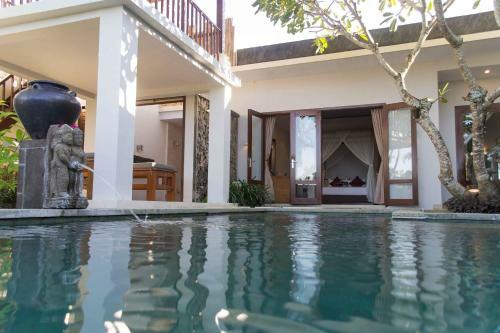 Villa Seratus