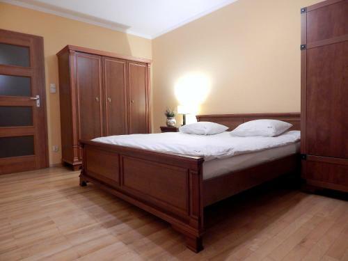Aravel Old Town Apartments