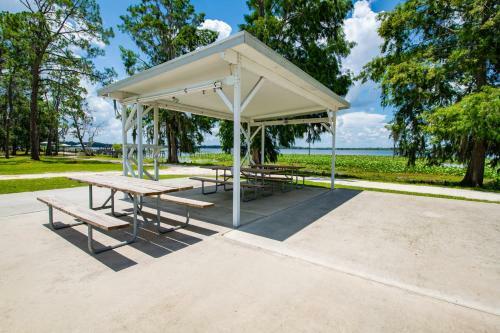 Hotel Buttonwood Bay Rv Resort