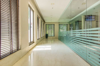 Hotel Vibe By The Lalit Traveller