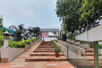 Hotel Vibe By The Lalit Traveller