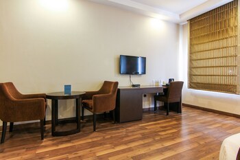 Hotel Vibe By The Lalit Traveller