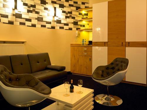 Aura Hotel