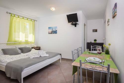 Apartments Dropuljic