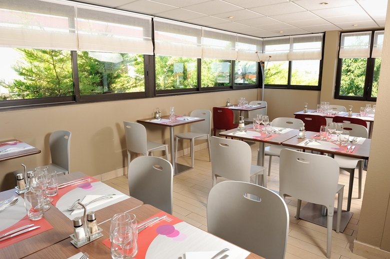 Hotel Campanile Clermont Ferrand Le Brezet