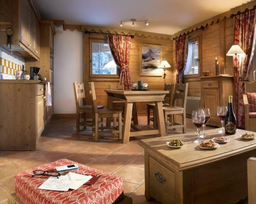 Aparthotel Residence Cgh Le Hameau De Pierre Blanche