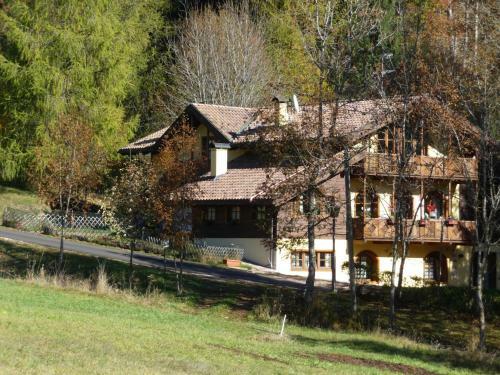 Hostal Chalet Volpe Rossa