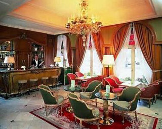 Hotel Grand Cravat