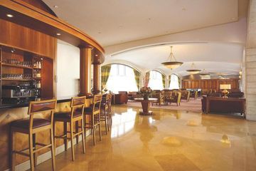 Hotel Grand Court