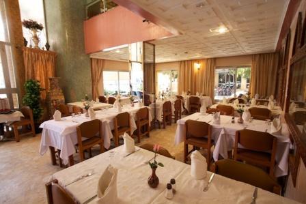 Tachfine Hotel