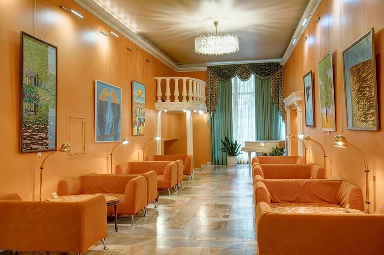 Marco Polo Presnja Hotel