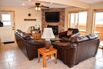 The Lodge At Duck Creek