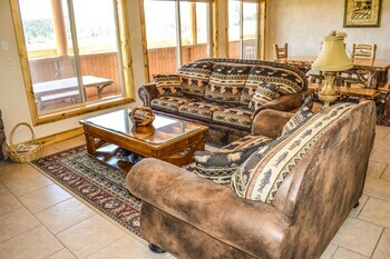 The Lodge At Duck Creek