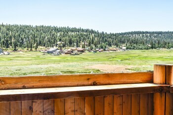 The Lodge At Duck Creek