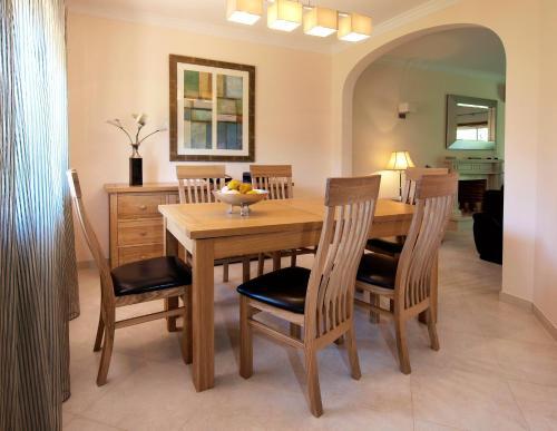 Hostal Oasis Parque Country Club