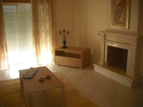 Hostal Oasis Parque Country Club