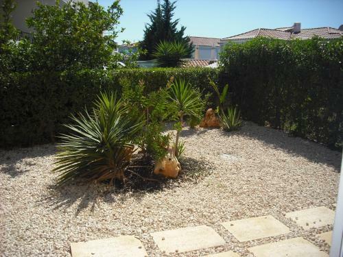 Hostal Oasis Parque Country Club