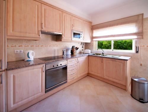 Hostal Oasis Parque Country Club