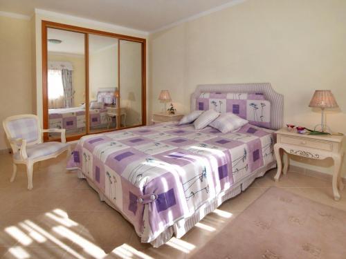 Hostal Oasis Parque Country Club