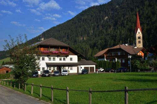 Hostal Pension Pichler