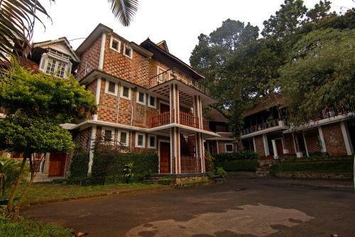 Hotel Ambadi
