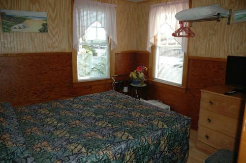 Hotel Channel Waterfront Cottages