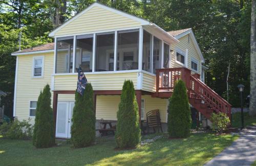 Hotel Channel Waterfront Cottages