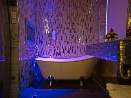 Beauty Hotels Taipei - Hotel Bfun