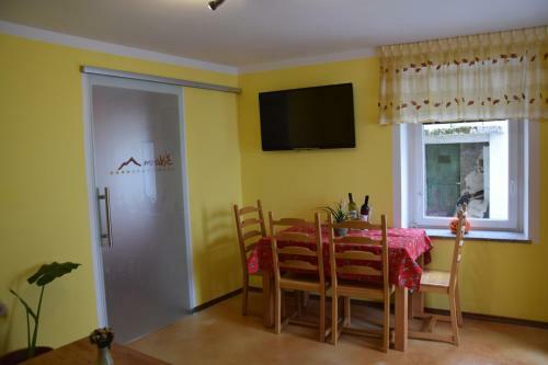 Apartments Mrakic
