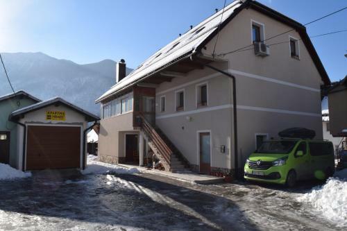 Apartments Mrakic