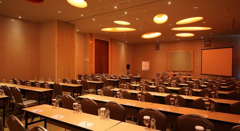 Harris Hotel Sentul City Bogor
