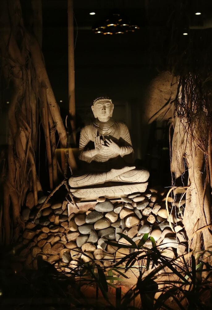 Hotel Green Park, Visakhapatnam