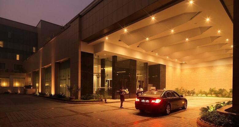 Hotel Radisson Blu Agra Taj East Gate