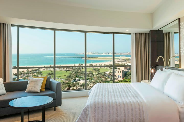 Hotel Le Royal Meridien Beach Resort And Spa
