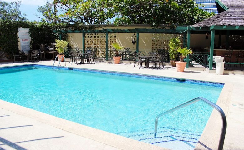 The Courtleigh Hotel