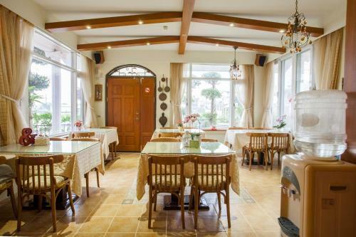 4 Seasons B&B