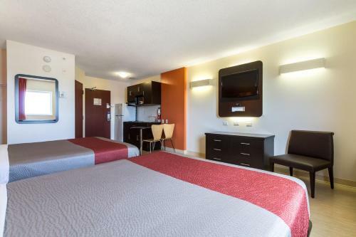 Motel 6 Kingston Ontario