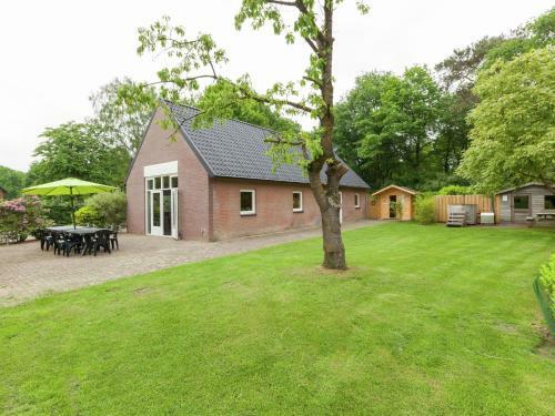 Holiday Home De Lansert 1